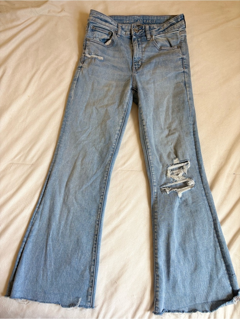 American Eagle Outfitters Light Blue Distressed Super High-Rise Flare - Women's